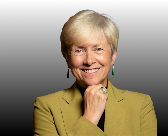 cbeefcba ae47 Portrait 33