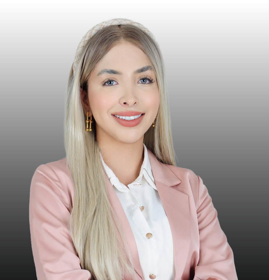 cbeefcba ae47 Portrait 33